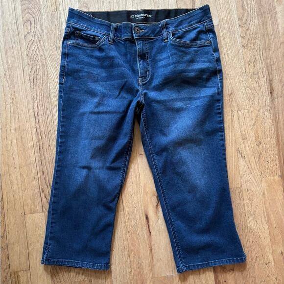 Liz Claiborne Classic Women's Capri Denim Jeans Pants, size 12 - Picture 1 of 4